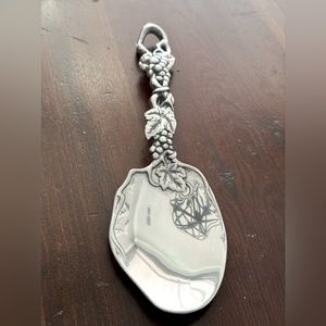 Arthur Court large grape wreath pattern serving spoon